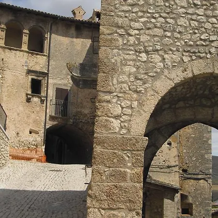 بيت للعطل Lo Scalino Di Pietra *